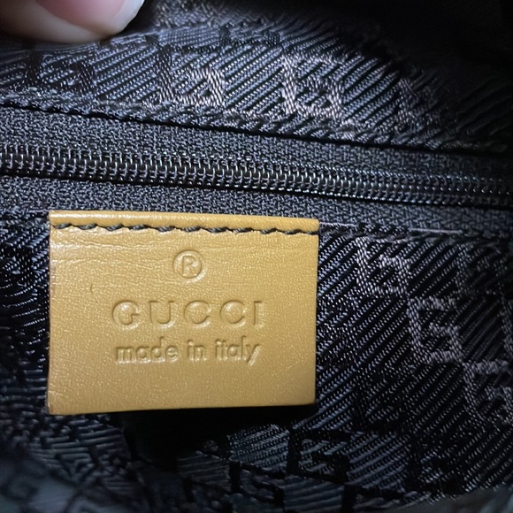 Gucci Suede shoulder bag - Picture 10 of 12